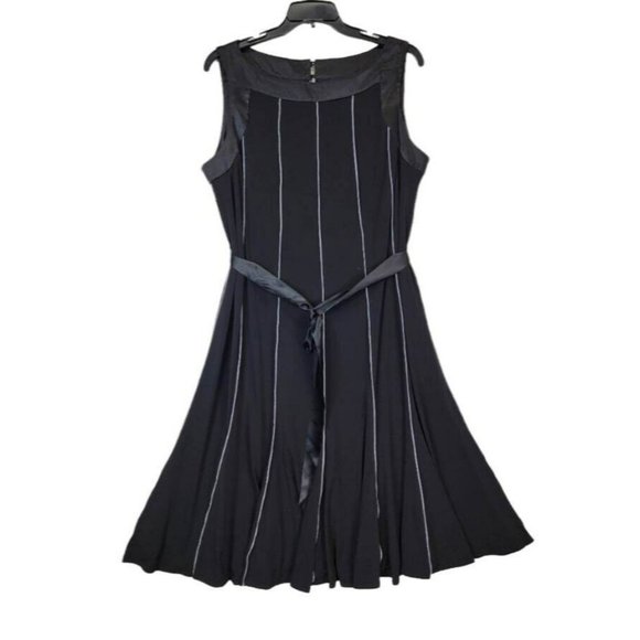 Sandra Darren Black Midi Dress - Picture 10 of 12